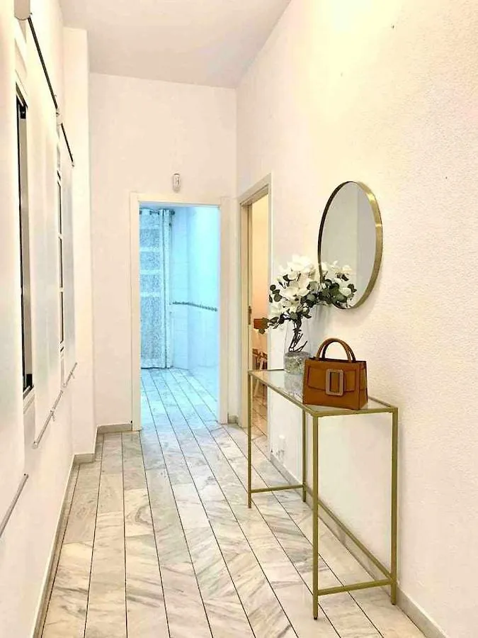 Magnífico piso en centro histórico de Málaga Apartamento 0*,  Espanha